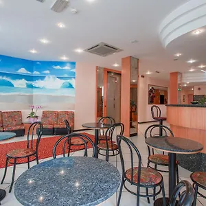 *** Hotel Basilea Italia